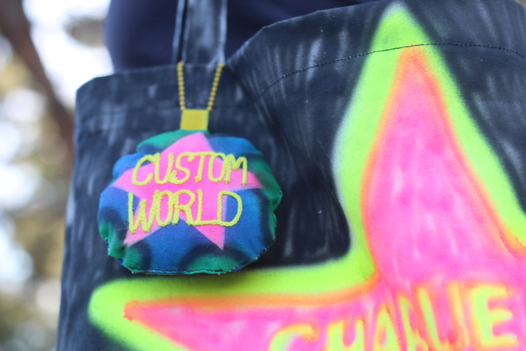 CUSTOM WORLD Keychain